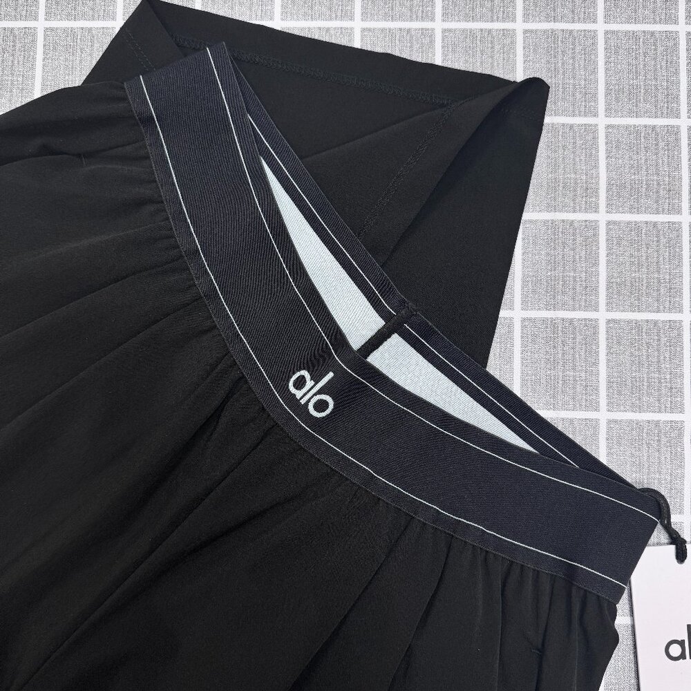 Brand New ALO Yoga Women's Black Suit Up Trouser (Regular)  NWT - Picture 4 of 8